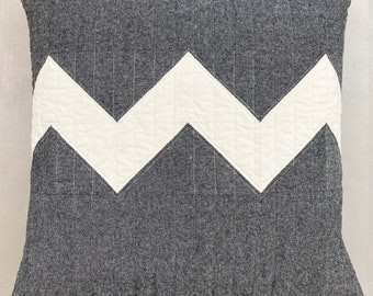 Modern Decorative Pillow - ZIG ZAG 2 - Linen Blend