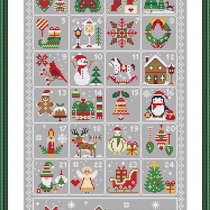 Puede incluir: Un calendario de adviento navideño de punto de cruz con fondo gris y borde verde. El calendario presenta 24 cuadrados con imágenes festivas como un muñeco de nieve, un reno y un árbol de Navidad. Las palabras "Merry Christmas" están en la parte inferior.