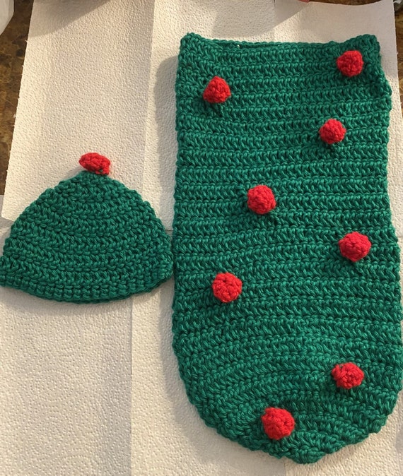Christmas Tree Baby Swaddle and Hat Pattern