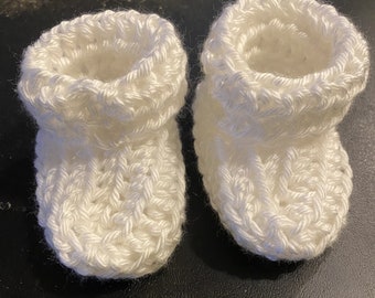Crochet Baby Booties Pattern (PDF)