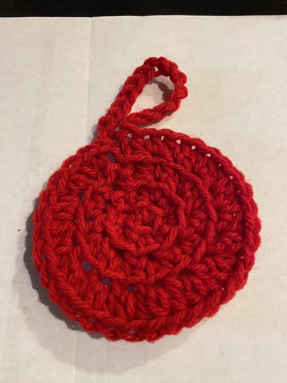 Round Christmas Ornament Crochet Pattern