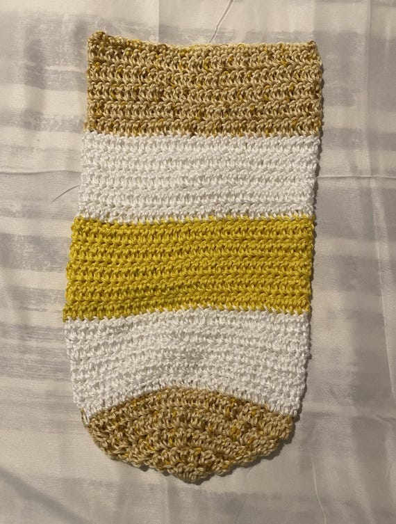Yellow Speckled Baby Swaddle Crochet Pattern