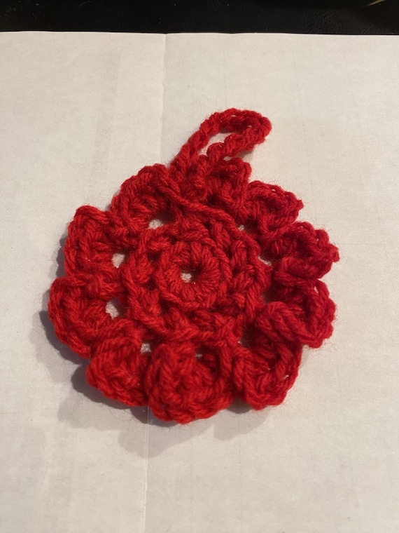 Christmas Flower Ornament Pattern