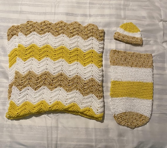 Yellow Speckled Baby Bundle Crochet Pattern