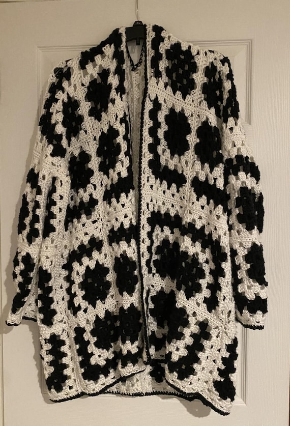 Granny Square Black and White Large Sweater Crochet Pattern    PDF download