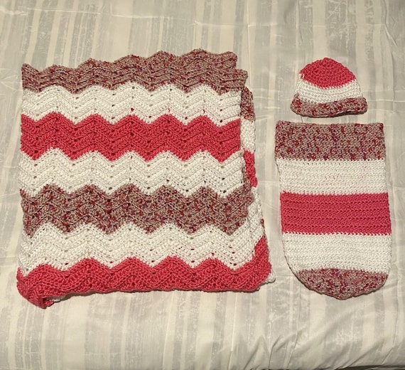 Pink Speckled Baby Bundle Gift Set Crochet Pattern