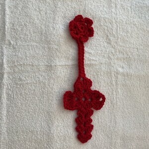 Cross Crochet bookmark with flower
