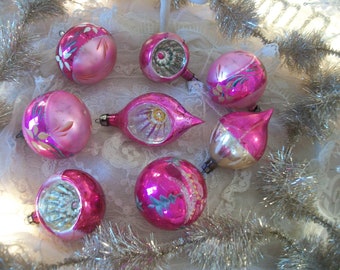 8 special vintage glass ornaments, vibrant fuchsia pink, hand painted, indents, beautiful and delicate old glass, holiday décor