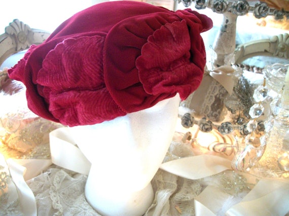 vintage velvet ladies dress hat, rich, deep pinky… - image 2