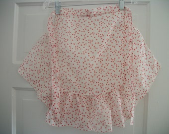 1940s red stars on white child's apron, sheer cotton voile fabric, ruffled, sweet! great condition