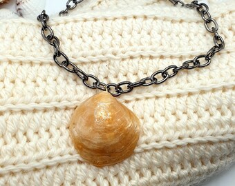 Pendentif Vintage Unique - Base Coquillage Nacre Vert Et Doré à L'Or Fin, Bijou Ancien #4819