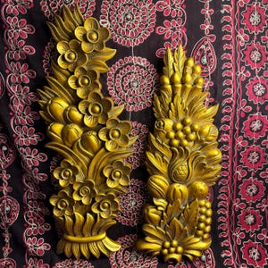 Vintage Hollywood Regency Gold Wooden Wall Hangings Floral Topiaries