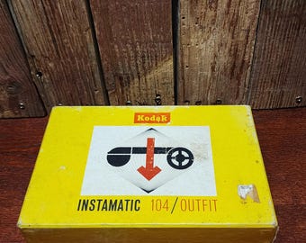 Vintage Kodak Instamatic 104 Outfit with Original Box