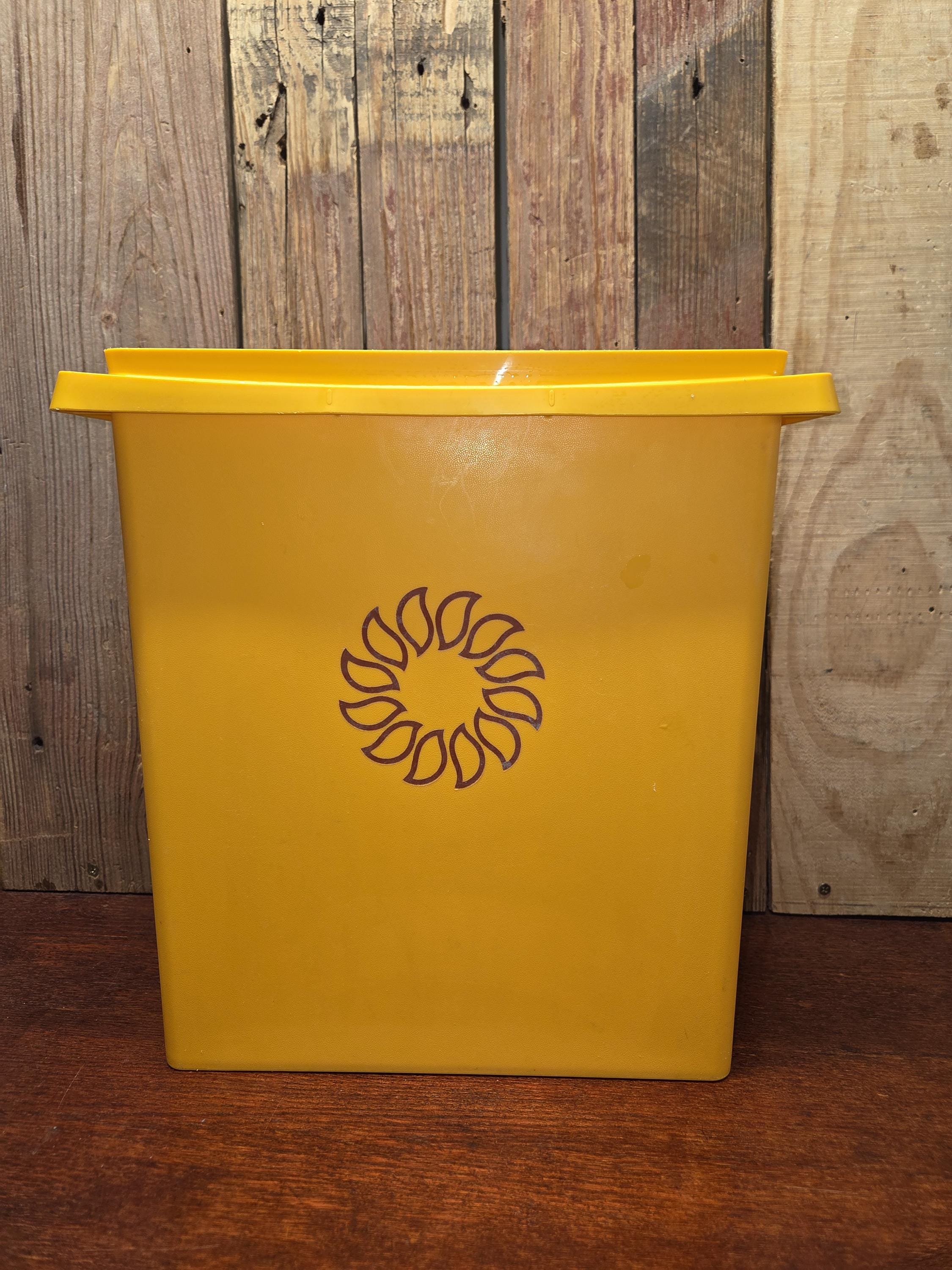 80s Trash Bin - Etsy