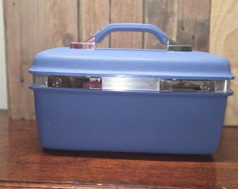 Vintage Samsonite Montbello II Blue Train Case, Vanity Case, Wirh Mirror and Key