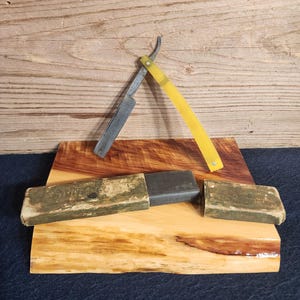 West&#39;s Edge Straight Edge Razor with Box