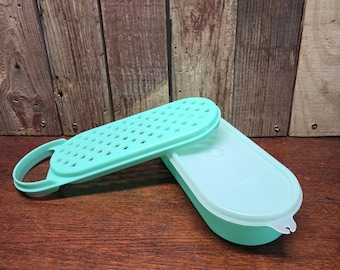 1970s Tupperware Jadeite 3 Piece Handy Grater