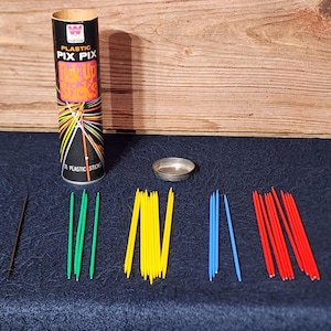 Vintage Plastic Pix Pix Pick Up Sticks