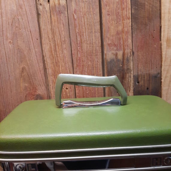 USA 1960’s Samsonite AVOCADO VINTAGE BAG s-l400.jpg