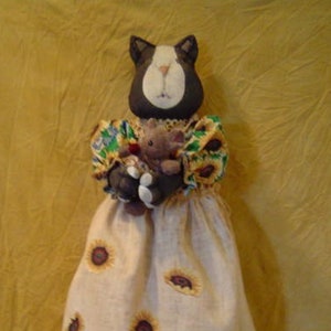 Primitive ePATTERN Tuxedo Cat Bagholder Sunflowers Doll Original by Raggedyrhondas FAAP team