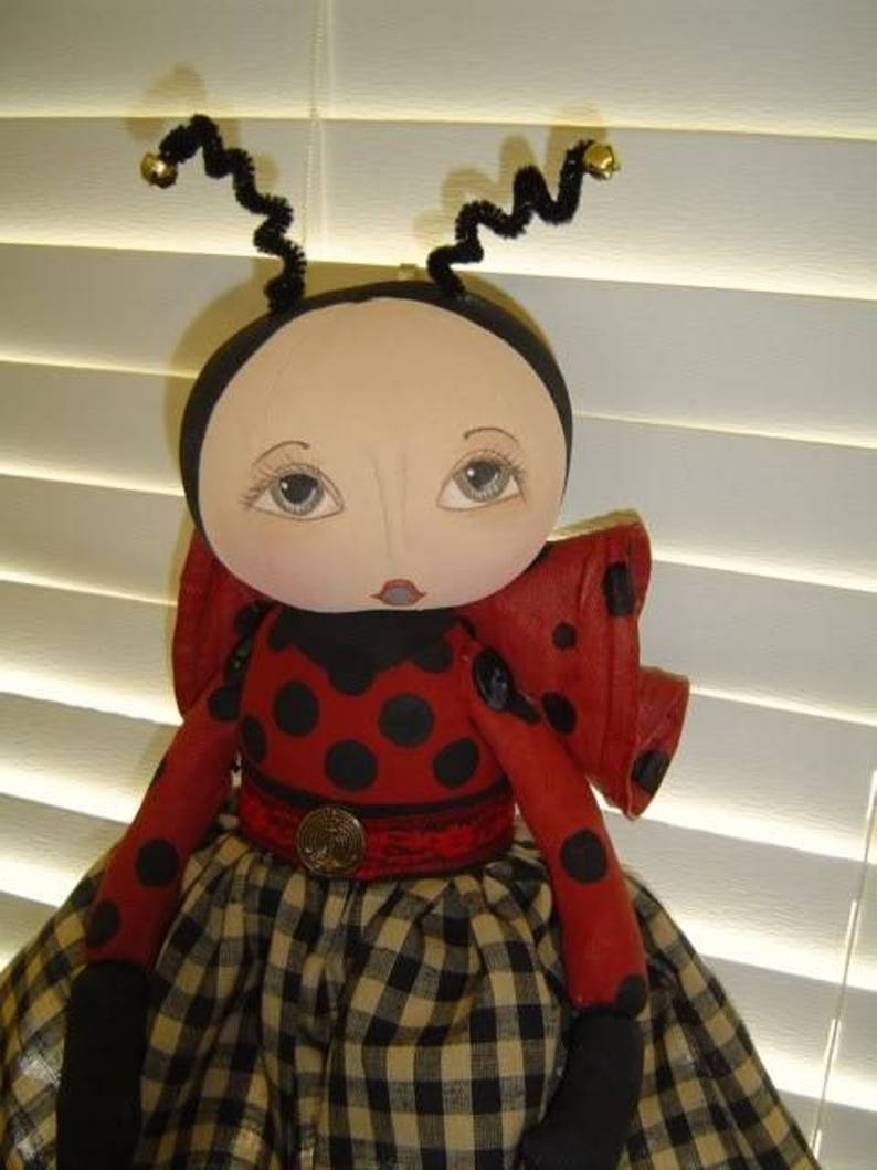 Primitive, Raggedy Dolls, E-PATTERN Flowers, Lady Bug Pattern, Bee ...