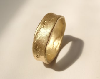 Handmade Mens Gold Wedding Band ~ Unique Mens Ring ~ 10k, 14k, 18k or 22k