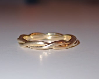 14k Gold Twist Ring, Thin Wedding Band, Simple Stack Ring, Gold Rope Ring