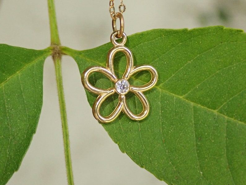 Gold Flower Necklace, Dainty Daisy Pendant Necklace Ready To Ship image 1
