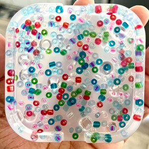 Berry Bliss Pick Pad,Square Silicone Picking Pad, Rubber skin picking toy for Anxiety relief, Dermatillomania, fidget toy,Silicone Picky Pad