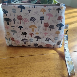 Bolsa/Muñequera para Hongos - 10" x 7" con un fondo de 2"