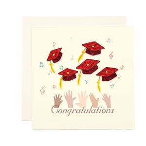 Carte de voeux Quilling fait main pour la célébration de l'obtention du diplôme