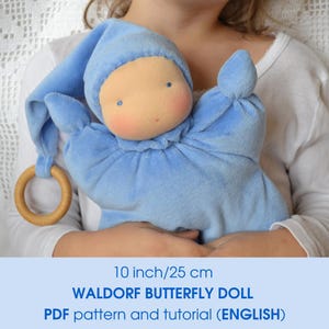 Muñeca mariposa Waldorf de 25 cm. Patrón de costura en PDF y tutorial. Muñeca de peluche Steiner DIY, guía para hacer muñecas de trapo.