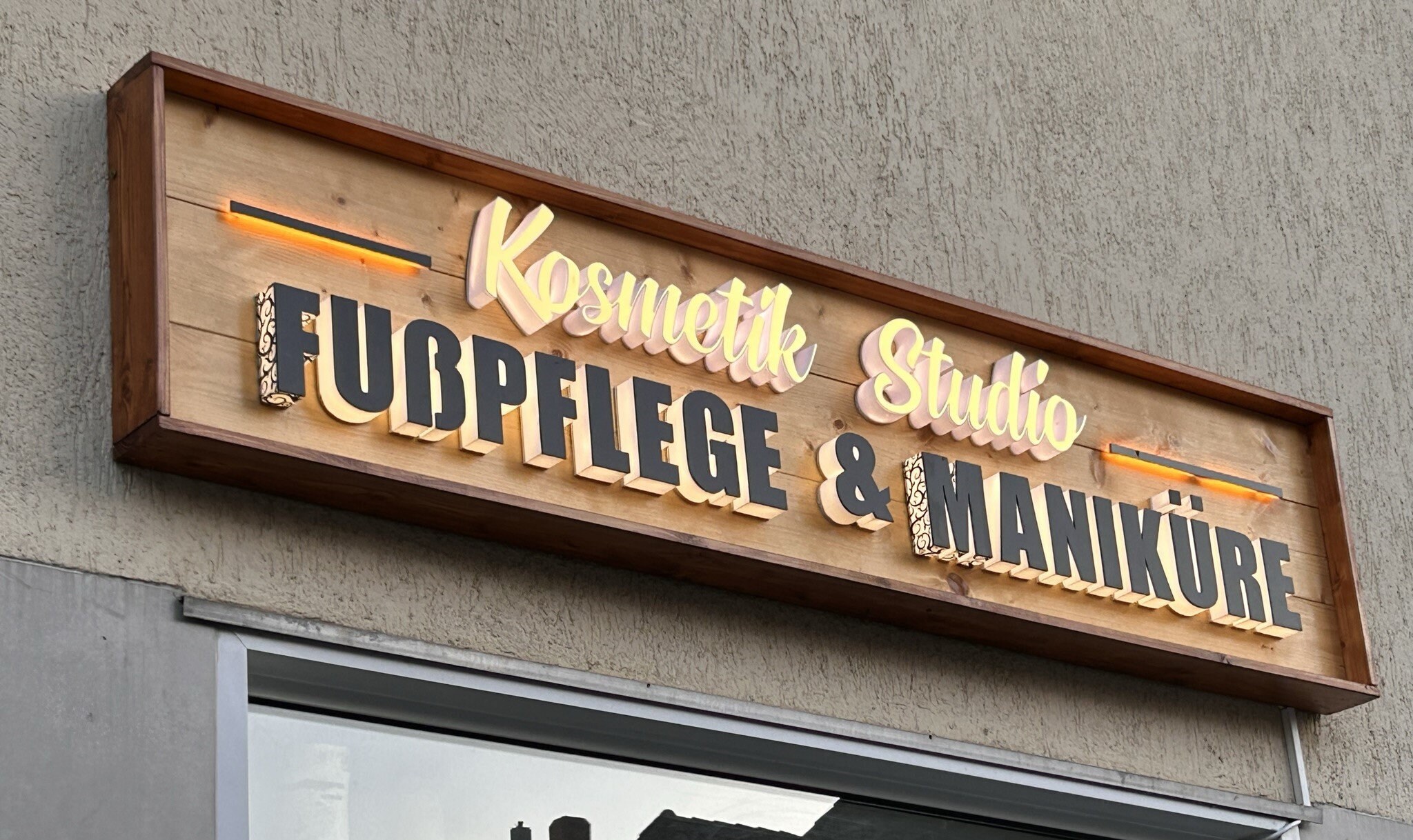 Custom LED Light Sign With 3D Letters – Personalized Wooden Business ...