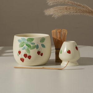 Handgeschilderde matcha-aardbeienset: matcha-kom 600 ml, bamboegarde en houder Matcha-cadeauset