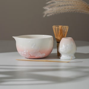 Natural Pink Flower Gift Ideas Matcha Kit Handmade Mtacha Bowl Set Matcha Gift Set Ceramic Chawan with Chasen Holder