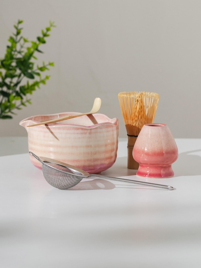 Natural Lavender Fog Matcha Bowl with Chasen Holder Matcha Gift Set Matcha Tea Gift Japanese Matcha Set of 4