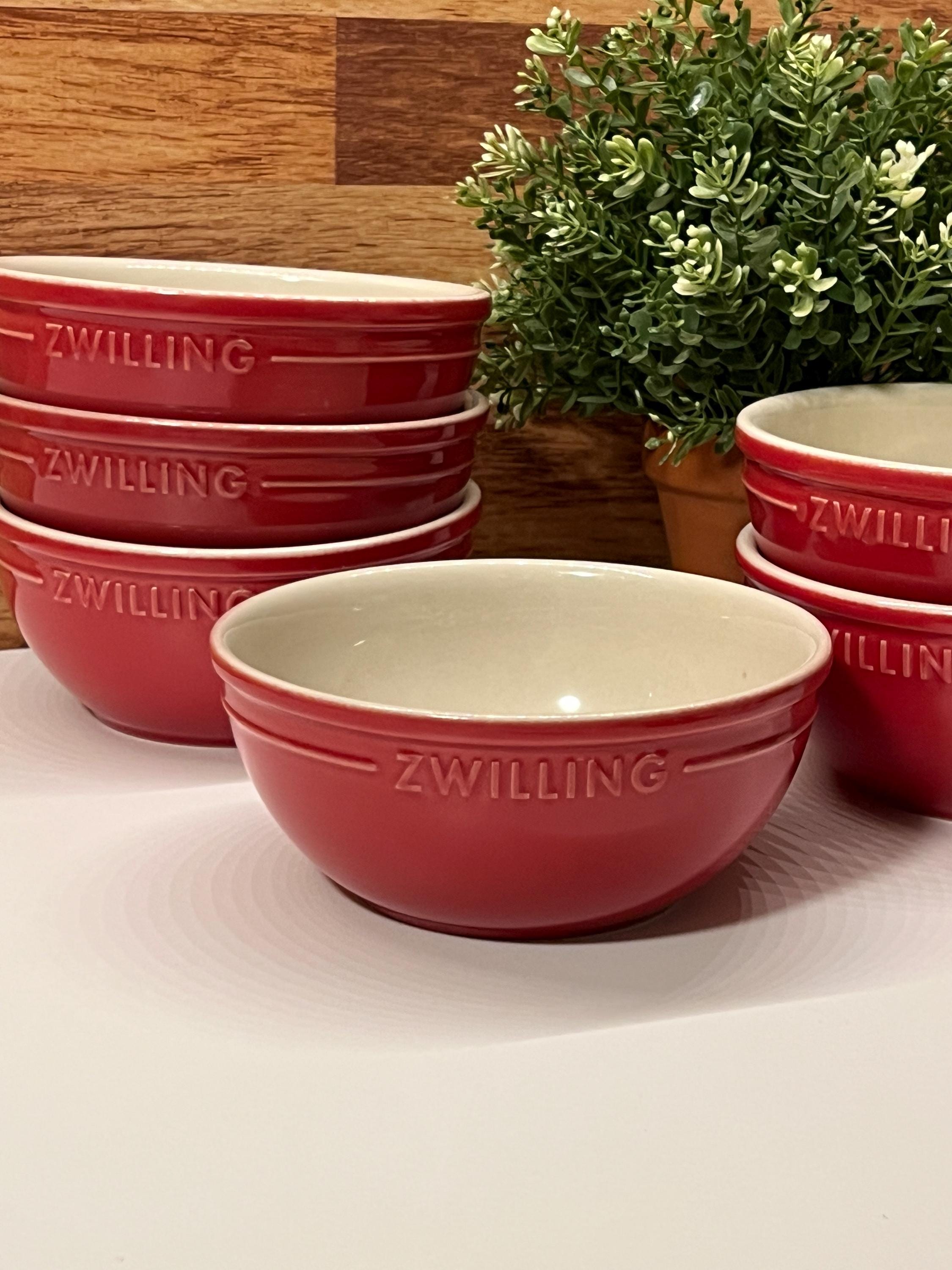 赤色陶器ボウル ZWILLING レッドセラミックボウル – 15 cm – 廃盤食器、エンボス加工の
