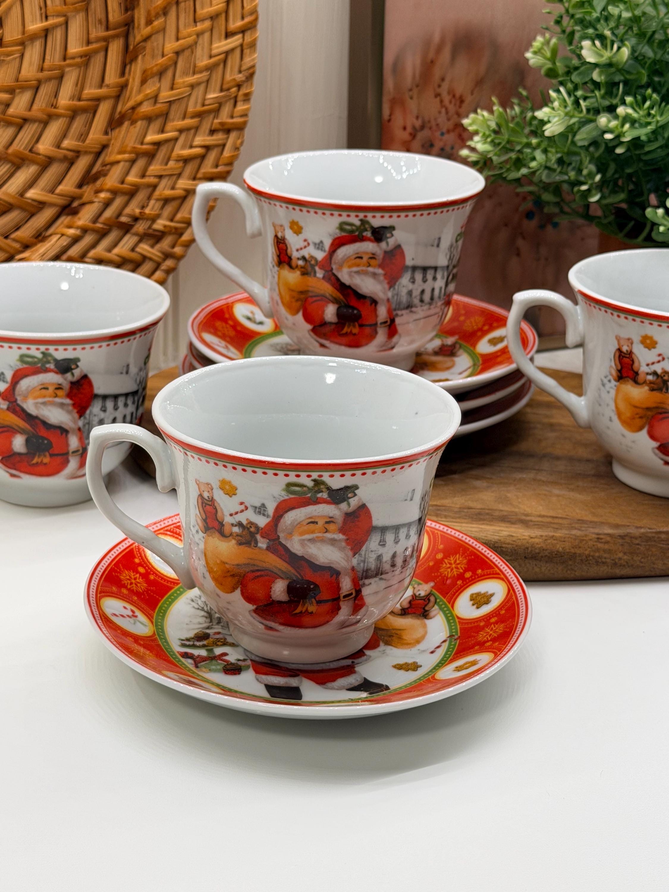 Weihnachtliches Kaffeeservice für 4 Personen – Tassen und Untertassen „Sweet Christmas“ mit Weihnachtsmann und festlicher Dekoration