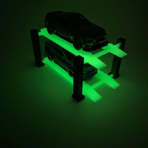 Glow in the Dark! 1:64 Scale Hotwheels Diecast Matchbox 4 Post Lift Display 2 tier