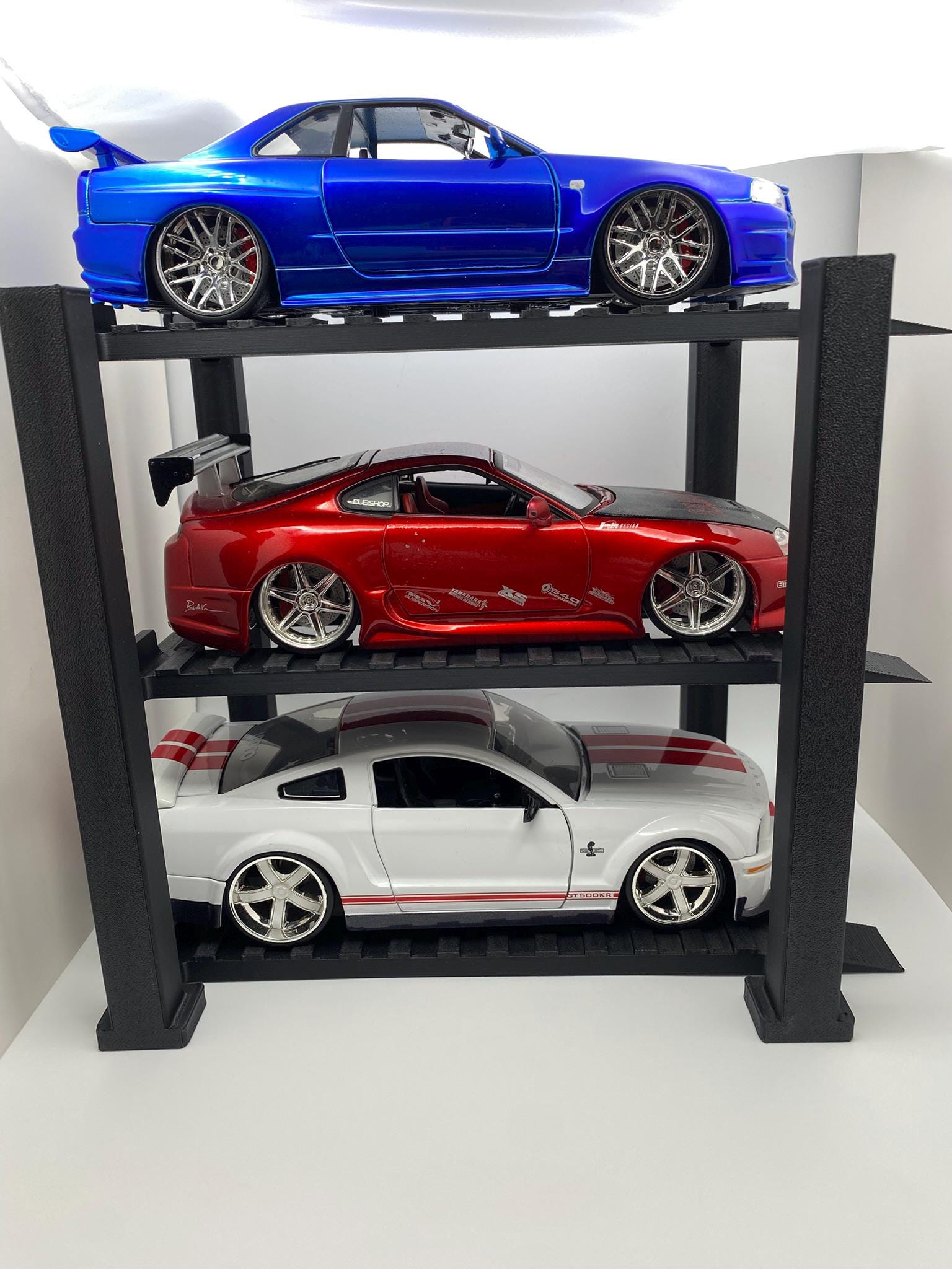 Acryl-Vitrine Für 1:18 Modellautos – 12 Fächer, Verspiegelter Hintergrund, Wandmontierbar