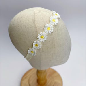 Daisy Flower Baby Headband -  Daisy Nylon Headband for Newborns and Toddlers, Yellow Floral Headbands for Birthday Wedding, Daisy Headband