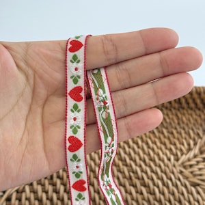 Embroidered Floral Ribbon Trim: Vintage Jacquard Sewing and Crafts A: Red Heart