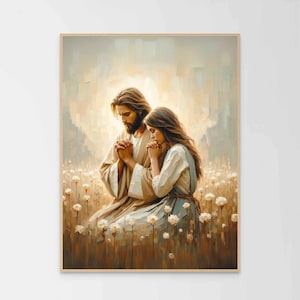 Puede incluir: Una pintura de un hombre y una mujer rezando juntos en un campo de flores blancas. El hombre lleva una túnica marrón claro y la mujer lleva un vestido blanco. La pintura está realizada en un estilo realista y tiene una paleta de colores suave y cálida.