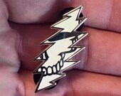 Grateful Dead Glow in the Dark Bolt Pin   Hippie SYF  Deadhead Hat Pin