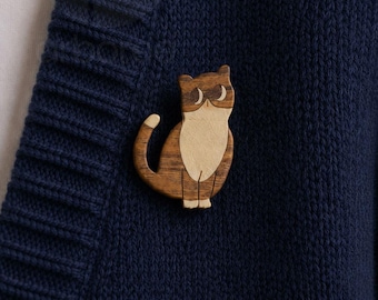 Handmade Cat Pin Badge | Wooden animal charm | Animal Brooch for Clothes, Jeans, and Bags