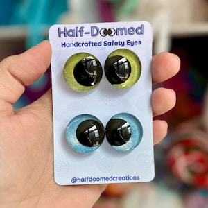 Limited Edition Safety Eyes for Crochet Plushies - Spring Colors Lime and Ice Blue - High Quality Kawaii Eyes - Two Pairs