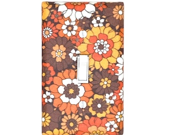 Brown 70s Decor Groovy Flowers Wall Art Light Switch Cover Plate Floral Wall Art Home Gift Handmade Gift for Her Spring Boho Retro Inspired