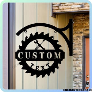 Gepersonaliseerde houtbewerking metalen hangend bord, houten winkelnaam winkelfrontbord, bord houtbewerking mes, werkplaats metalen buitenbord decor