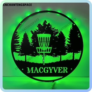 Decorazione da parete in metallo con luce LED per giocatore di disc golf personalizzato, decorazioni in metallo con cartello personalizzato per club di disc golf, cartello con nome del giocatore di disc golf, arredamento per la casa
