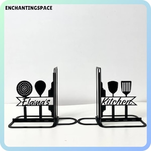 Sujetalibros de metal personalizados para utensilios de cocina, sujetalibros con nombre de chef personalizado, soporte para libros de metal negro, decoración para el hogar y el escritorio de cocina.